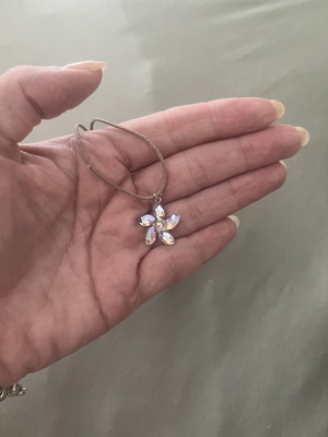 Swarovski vintage necklace in box with certificate