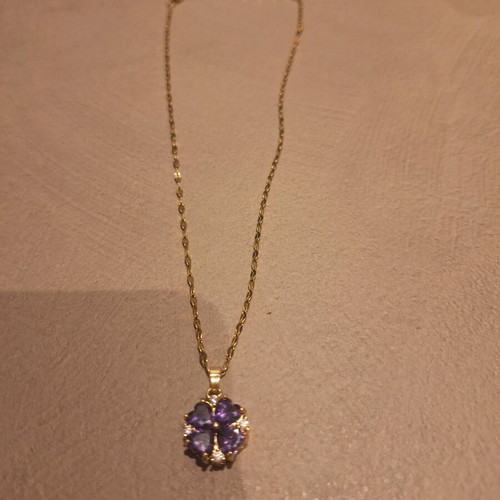 Necklace with purple stone new