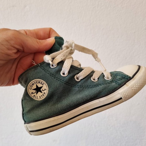 Converse kids boots size 24 like new green