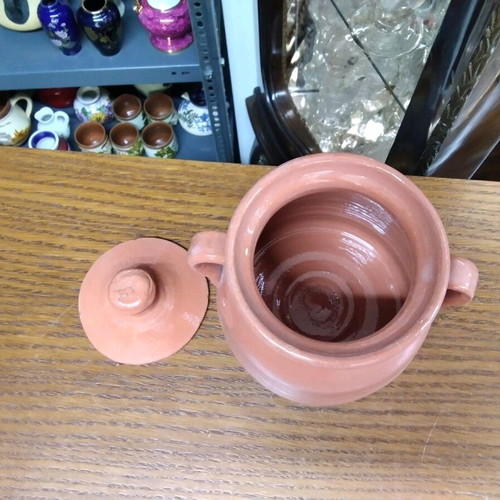 Clay Fireproof Cooking Pot Like New 16x15x11 cm