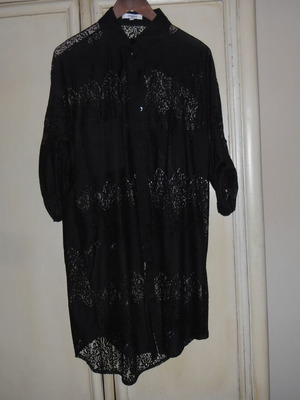 Long lace tunic coat like new, black, size L