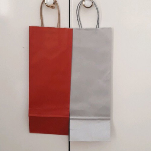 Paper wine bags like new, set of 2 with handle