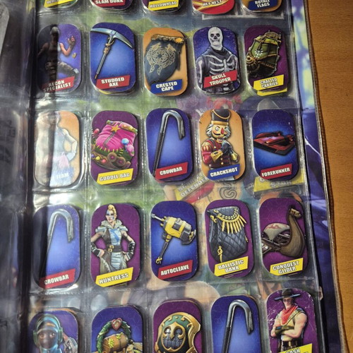 Fortnite metal tags albums like new, pack of 2