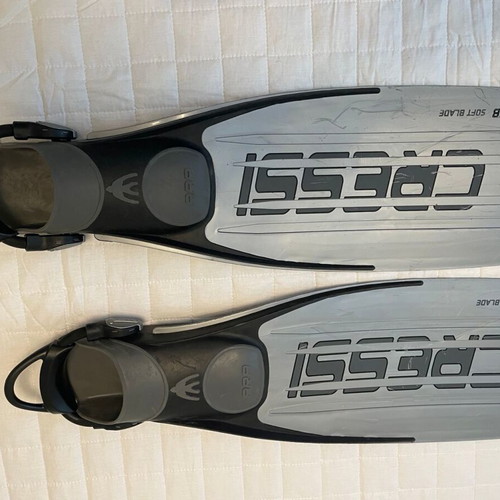 Cressi Ara EBS Soft Blade diving fins S/M