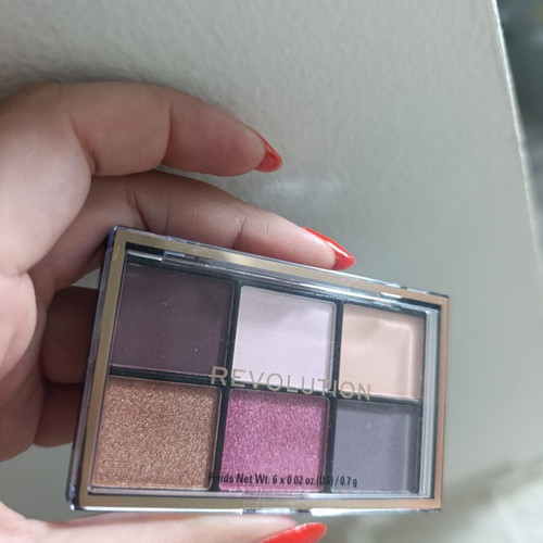 Revolution Eyeshadow Palette new