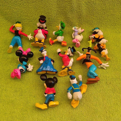 Disney figures used, pack of 11 collectible miniatures