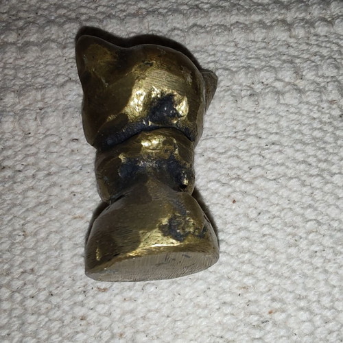 Kitten Figurine carved, old, like new