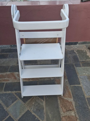 Montessori Learning Tower foldable with chalkboard like new