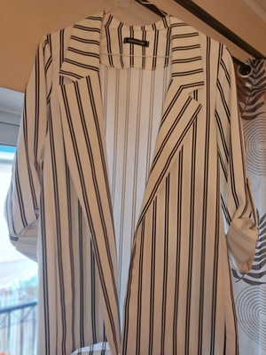 Women's striped blazer jacket like new, size S, white-black