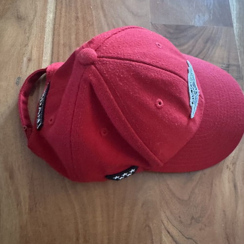 Jordan youth cap like new, size S, red