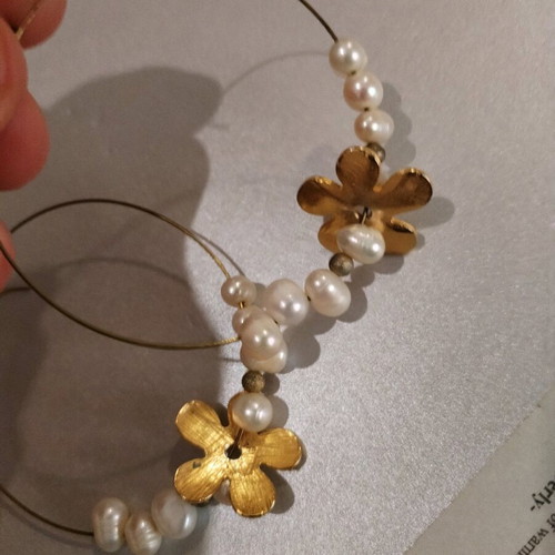 Impressive earrings like new