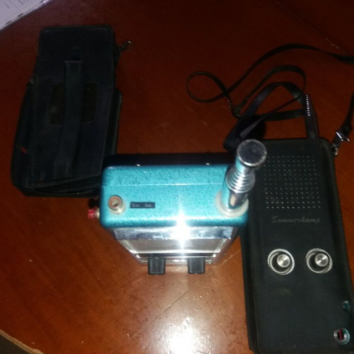 Sommerkamp walkie talkie used, 2 pieces with leather cases
