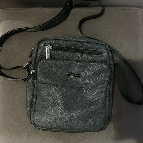 Cover World crossbody bag gray like new