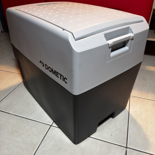 Dometic Tropicool TC35FL portable thermoelectric fridge 33L