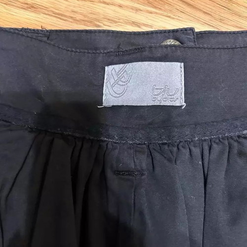 Vintage Byblos blu Balloon skirt black, size 44IT, used