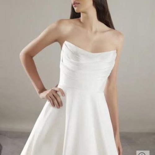 Pronovias wedding dress like new, size 42, mikado fabric, white