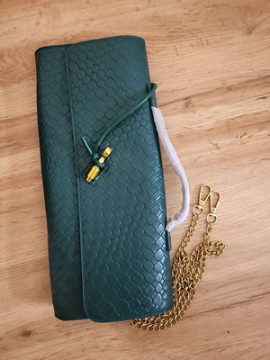 Intrecciato style flap crossbody bag, green