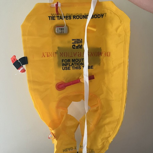 Aircraft life vest for demonstration only, like new