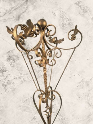 Metal coat rack used, elegant gold finish