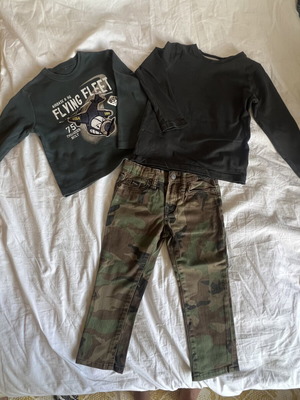 Polo Ralph Lauren jeans with two tops set for boys 2-3 years like new