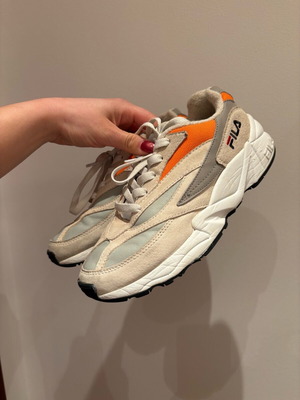 Fila V94M Low WMN women's sneakers used, orange, size 38