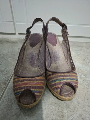 Zara platforms used, size 39 with small fit, multicolor