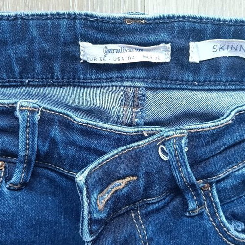 Stradivarius Skinny Fit Jeans like new dark blue size 36