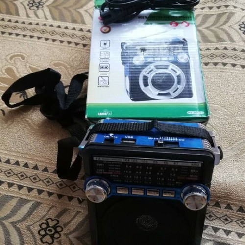 Radio receiver with powerful flashlight new, blue