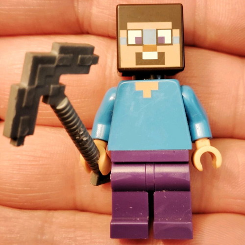 Lego Minecraft Steve like new, original