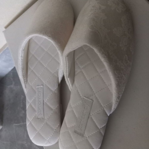 Yamamay bridal slippers size 36 like new, white