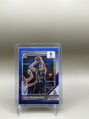 Victor Wembanyama Donruss Optic EuroLeague Legends Blue Card like new