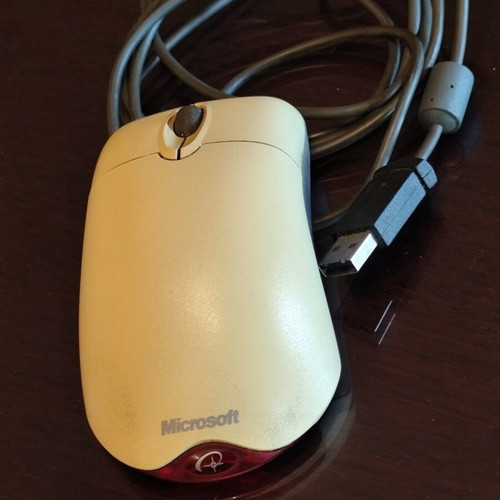 Microsoft IntelliMouse Optical 1.1 (MOD 1.1a) vintage collectible mouse