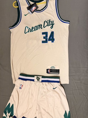 NBA Giannis Antetokounmpo #34 Milwaukee Bucks Cream City set new