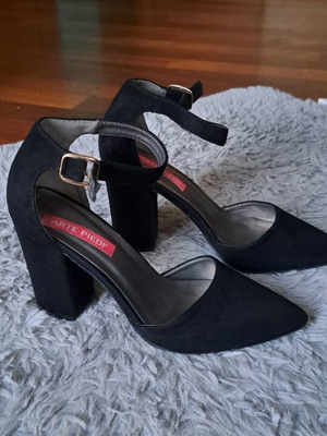 Arte Piedi high heel pumps, black, size 38