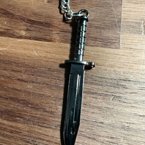 M9 Bayonet CSGO/CS2 Knife Keychain like new, silver