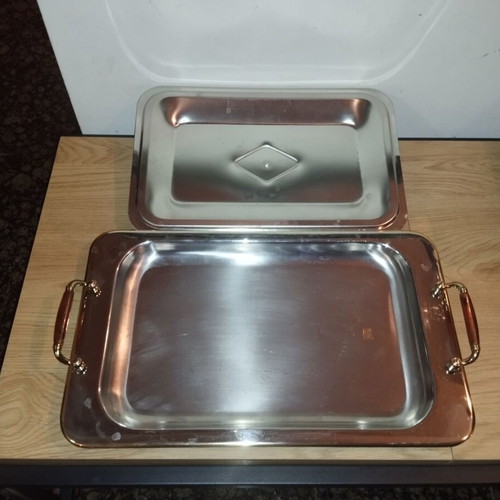 Serving tray with lid inox like new