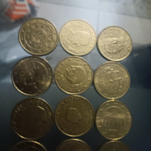 20 different 10 cent coins from 18 countries