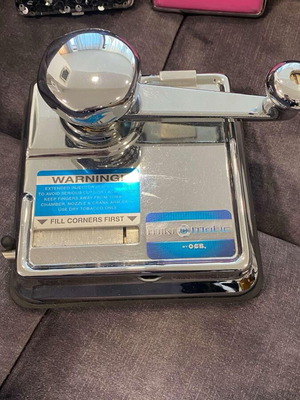 OCB cigarette machine like new with 2 tobacco cases