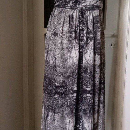 Ted Baker maxi dress like new, size S/M, gray with removable strap