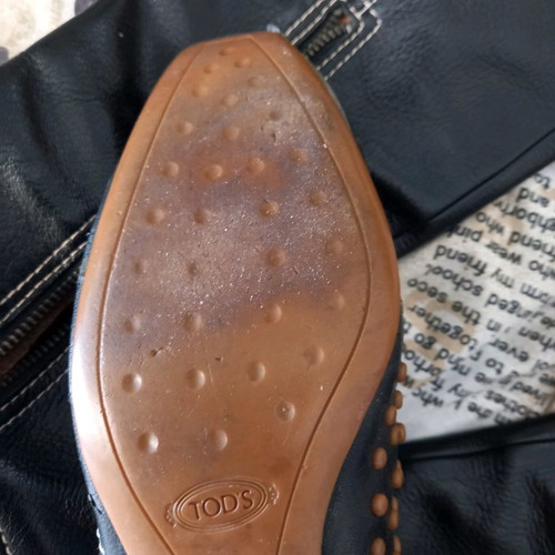 Tod's black leather boots size 38