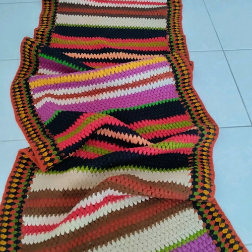 Handmade knitted throw like new, large, 390x50 cm