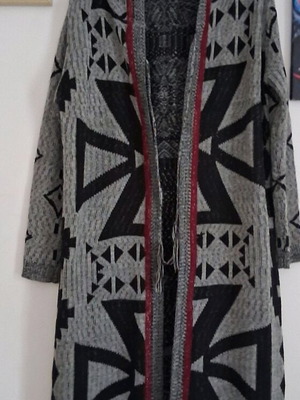 Cardigan with geometric patterns, long, like new, black and gray