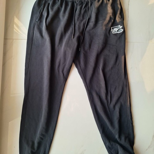 Nike men's black tracksuit like new, size L