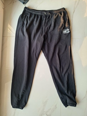 Nike men's black tracksuit like new, size L