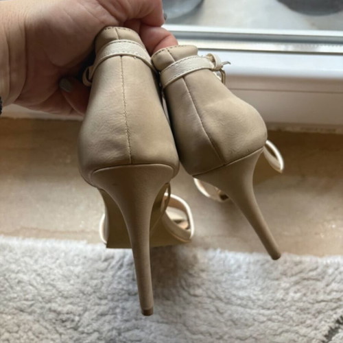 Sandals used, summer style, size 38, beige