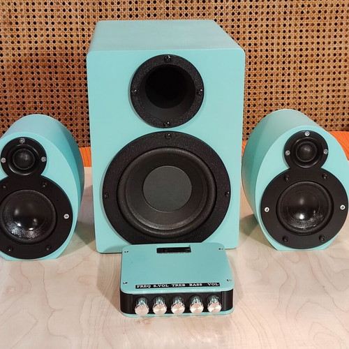 Handmade 2.1 Computer Speakers with Bluetooth Amplifier 100W RMS Like New