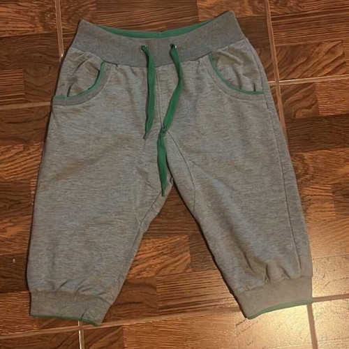 Short Grey Elastic Waist Pants used, comfortable fit