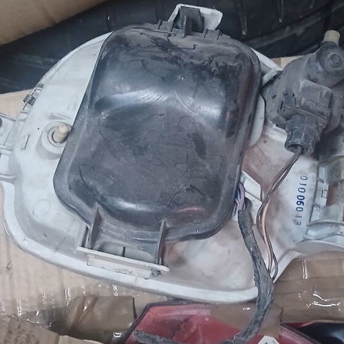 Renault Twingo right headlight 2000-2007 used, plastic