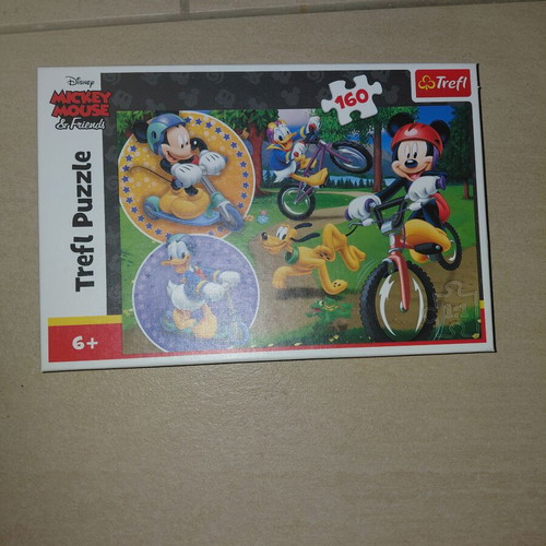 Mickey Mouse Puzzle 160 pieces like new