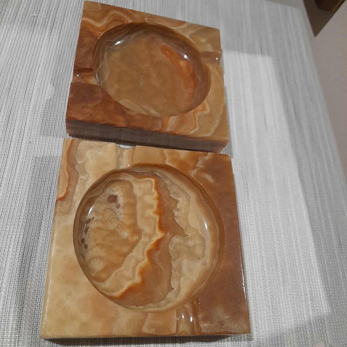 Marble ashtrays new, set of 2 vintage